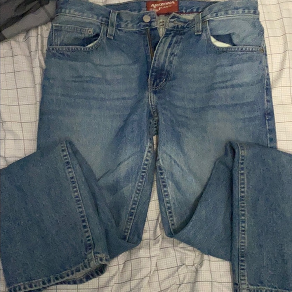 32x32 light wash jeans